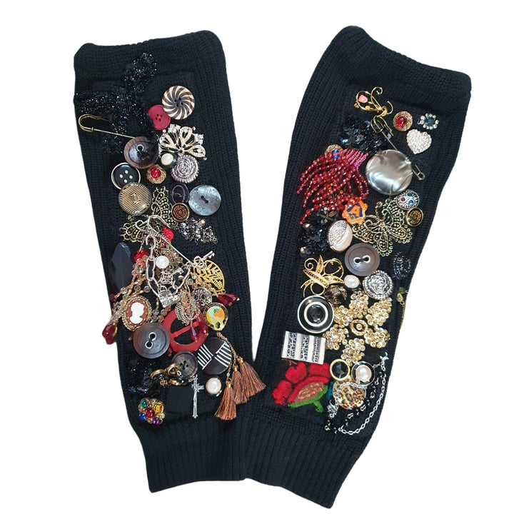 Embroidered Heritage Mittens