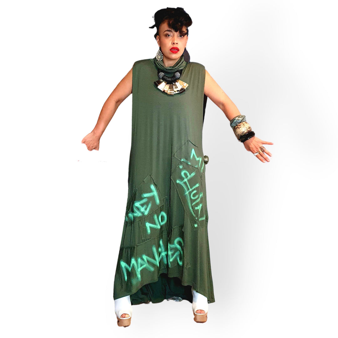 No Manches Dress