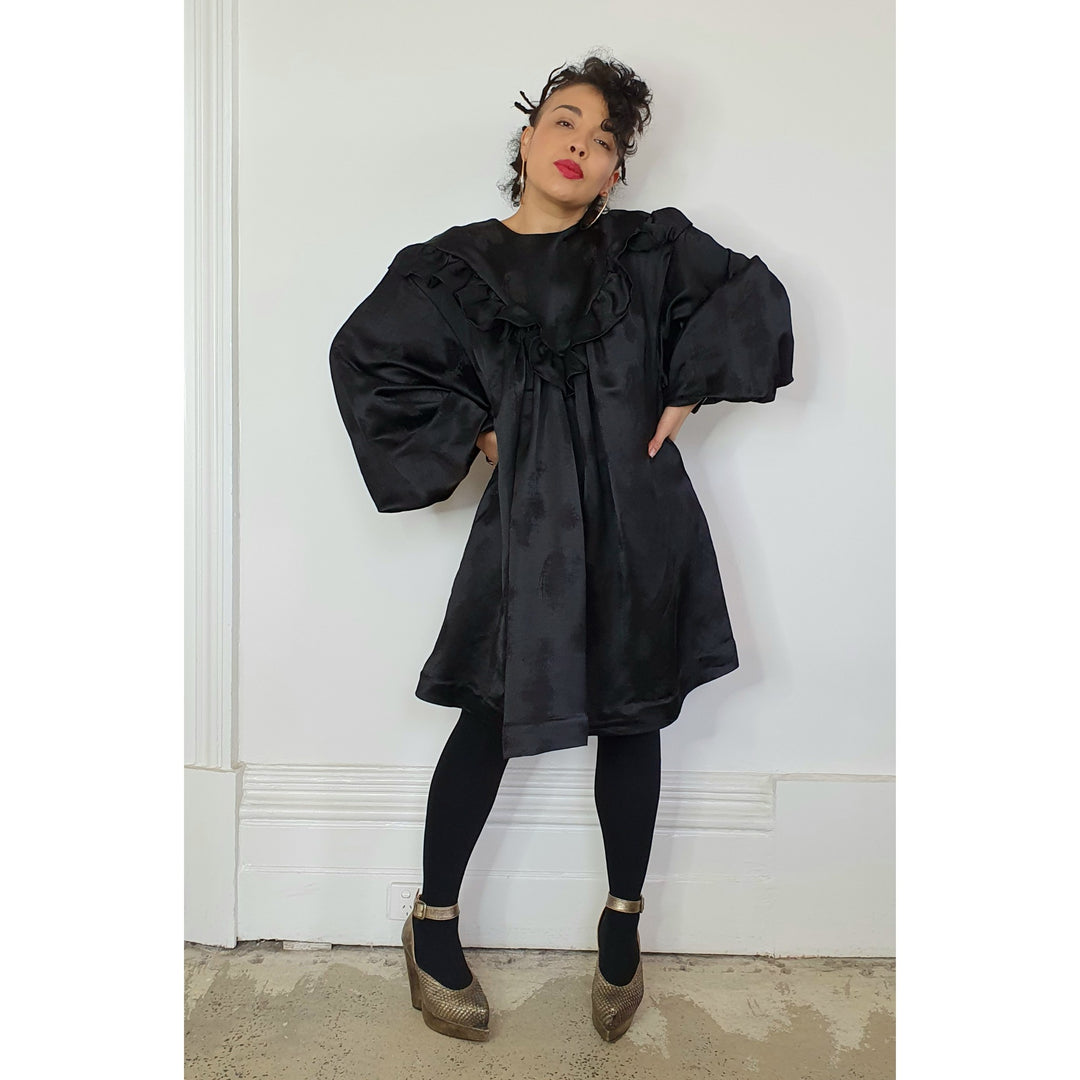 Elizabeth Dress Short
