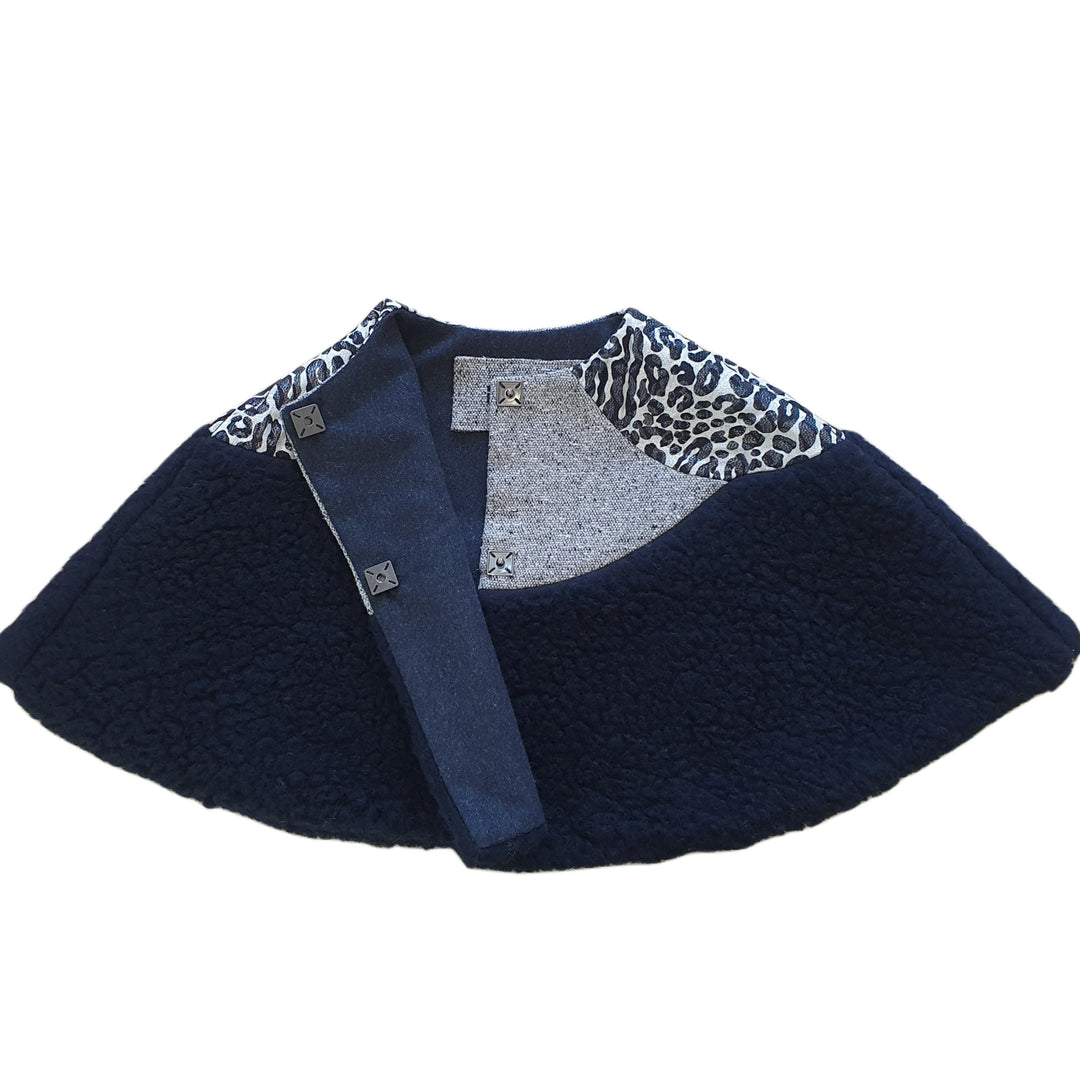 Agnes Wool Cape Black.