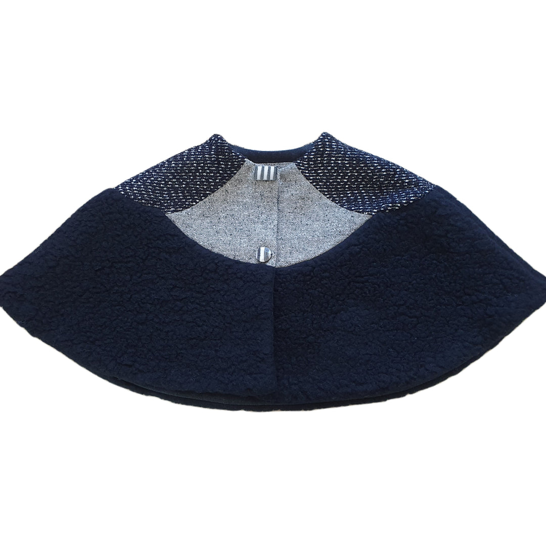 Agnes Wool Cape Black.