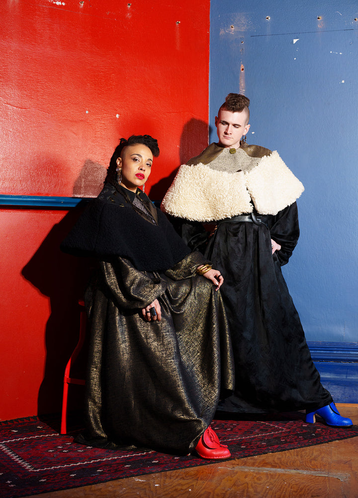 Agnes Wool Cape Black.